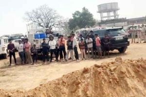 Hazaribagh Bulldozer Action: पूर्व मंत्री व इस कांग्रेस नेता के आवास पर बुलडोजर एक्शन, खाली कराई गई जमीन