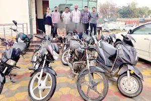 मोटरसाइकिल चोर गिरोह का पर्दाफाश, 3 काबू