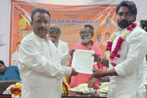 उत्तर प्रदेशीय सफाई कर्मचारी संघ के जिलाध्यक्ष बने दीपक पाहिवाल