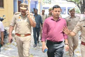 होमगार्ड भर्ती परीक्षा केंद्रों पर पहुंचे एसडीएम व सीओ, परखी व्यवस्था