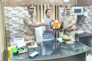 शिखर शिक्षा सदन सीनियर सैकेंडरी स्कूल की छात्रा बनी एक दिन की थानाध्यक्ष, मीरापुर में अनोखी पहल