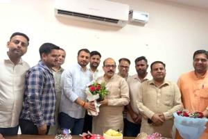 भाजपा कार्यकर्ताओं ने भाजयुमो जिला अध्यक्ष निश्चल चौधरी का जन्मदिन मनाया