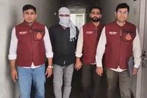 नकली सीमेंट बनाने वाली दो अवैध फैक्ट्रियों का भंडाफोड़, दिल्ली पुलिस ने एक को किया गिरफ्तार