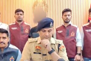 ब्लैकमेल कर रही महिला की ईंट मारकर कर हत्या