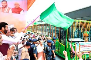 Haryana Electric Buses: सीएम ने 80 नई इलेक्ट्रिक सिटी बसों को हरी झंडी दिखाकर रवाना किया, अब इलेक्ट्रिक बसों में भी चलेगा बस पास