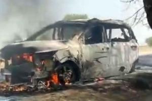 Hathras Car Fire: हाथरस  दर्दनाक हादसा, चलती कार में आग लगने से पिता पुत्र झुलसे