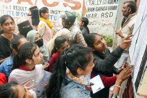 12th Results: 12वीं के रिजल्ट की घोषणा, छात्रों की तुलना में छात्राओं ने मारी बाजी