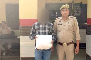 Operation Savera: 2.07 किग्रा गांजा बरामद, हरदोई निवासी तस्कर गिरफ्तार