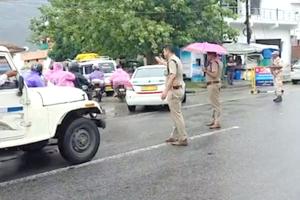 Kedarnath Yatra News: भारी बारिश के बाद केदारनाथ यात्रा फिर से शुरू, प्रशासन अलर्ट पर