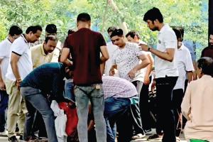 Malviya Nagar Fire Accident: परिवार के पांचों सदस्यों का एक साथ हुआ अंतिम संस्कार