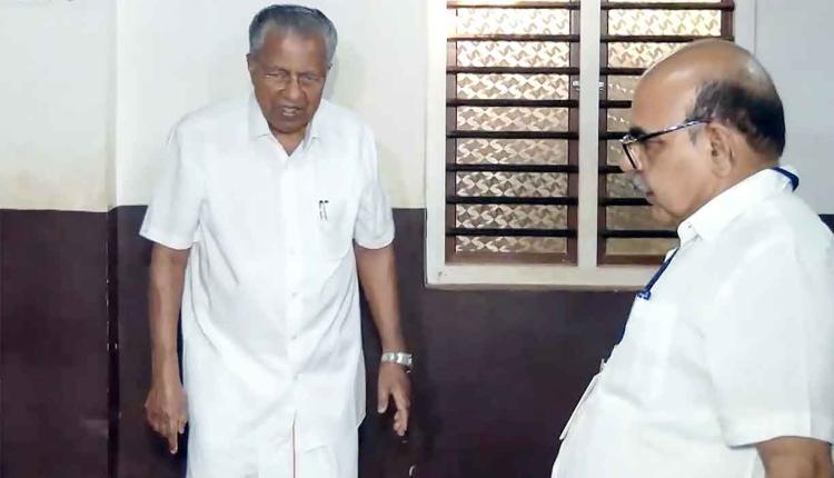 IAS Suspension Controversy: निलंबित IAS अधिकारी बी. अशोक का CM विजयन पर हमला!