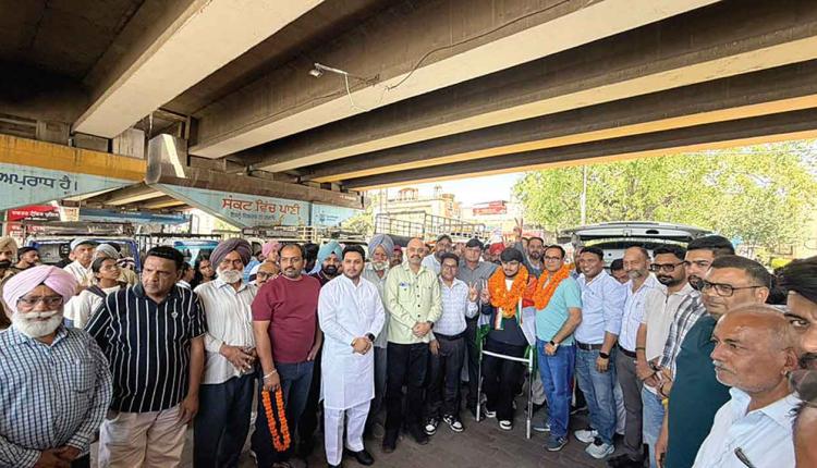 मंडी गोबिंदगढ़ के नितिन इन्सां ने बैंकॉक में फहराया तिरंगा, जीते 4 गोल्ड मैडल