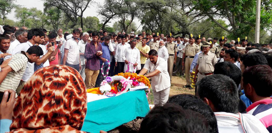 Road Accident, Died, Indian Army, State Honor, Funeral, Haryana