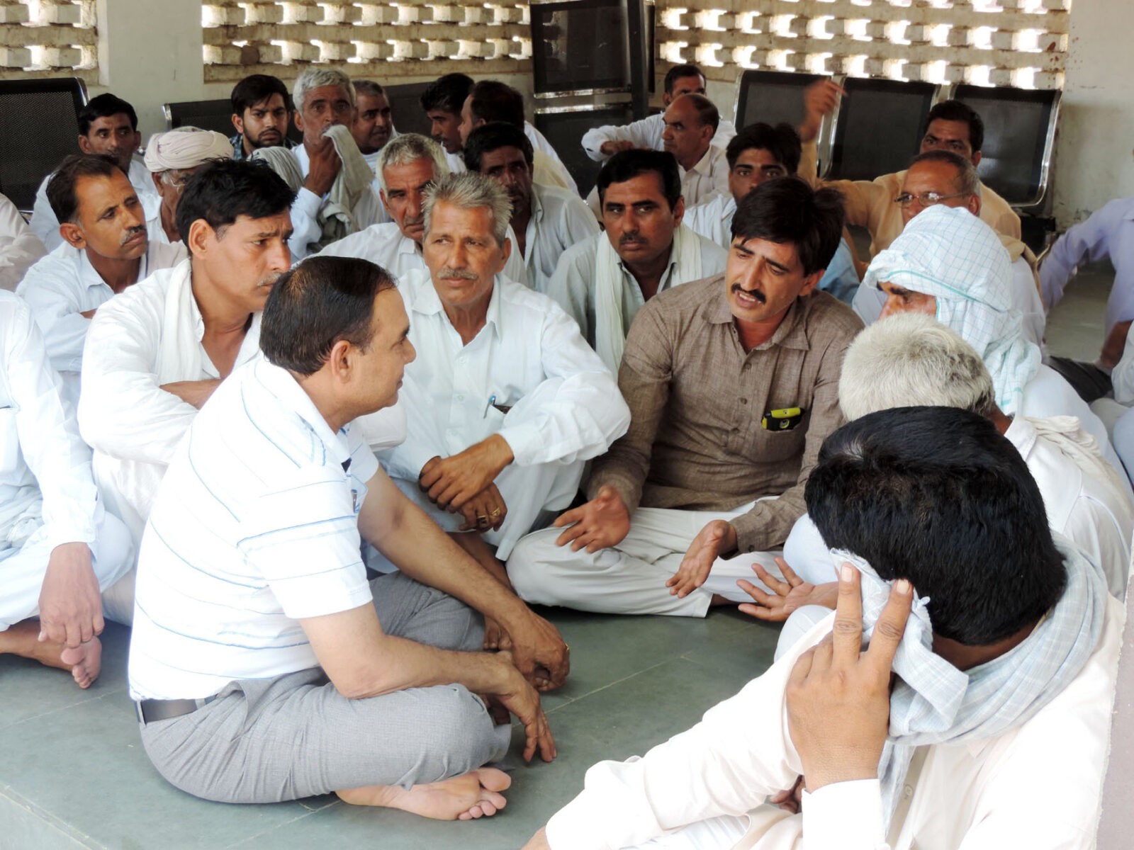 Farmer, Suicide, Debt, Govt Hospital, Strike, Raised, Haryana