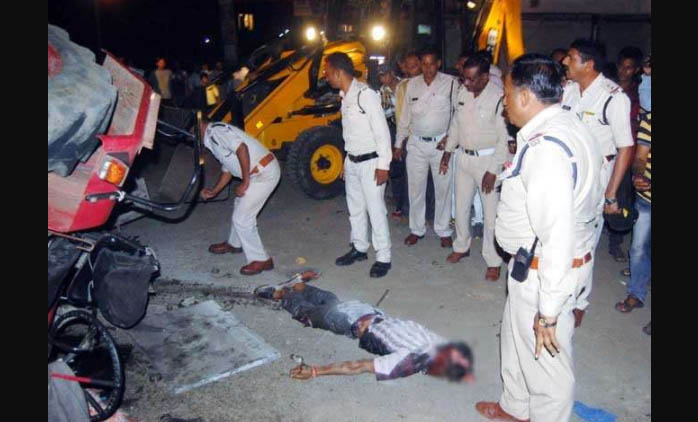 Road Accident, Died, Injured, Hospital, Indore