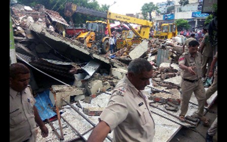 Death, Building Collapse, Heavy Rain, Haryana