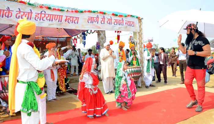9 Bar 9 Carnival Mela, Dera Sacha Sauda, Gurmeet Ram Rahim, Traditional Fair, Indian Culture