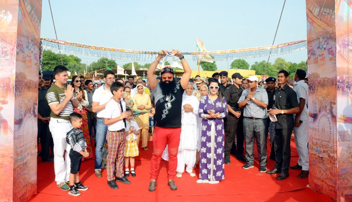 9 Bar 9 Carnival Mela, Dera Sacha Sauda, Gurmeet Ram Rahim, Traditional Fair, Indian Culture