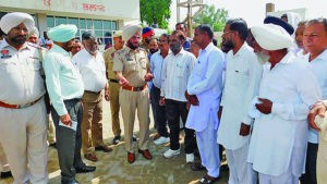 Protest, Civil Administration, Demand, Hospital, Police, Punjab