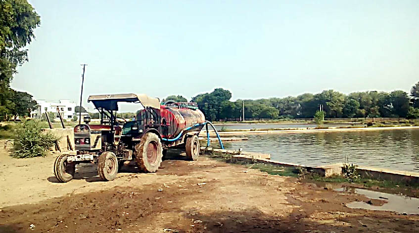 People, Angry, Water, Theft, Rajasthan