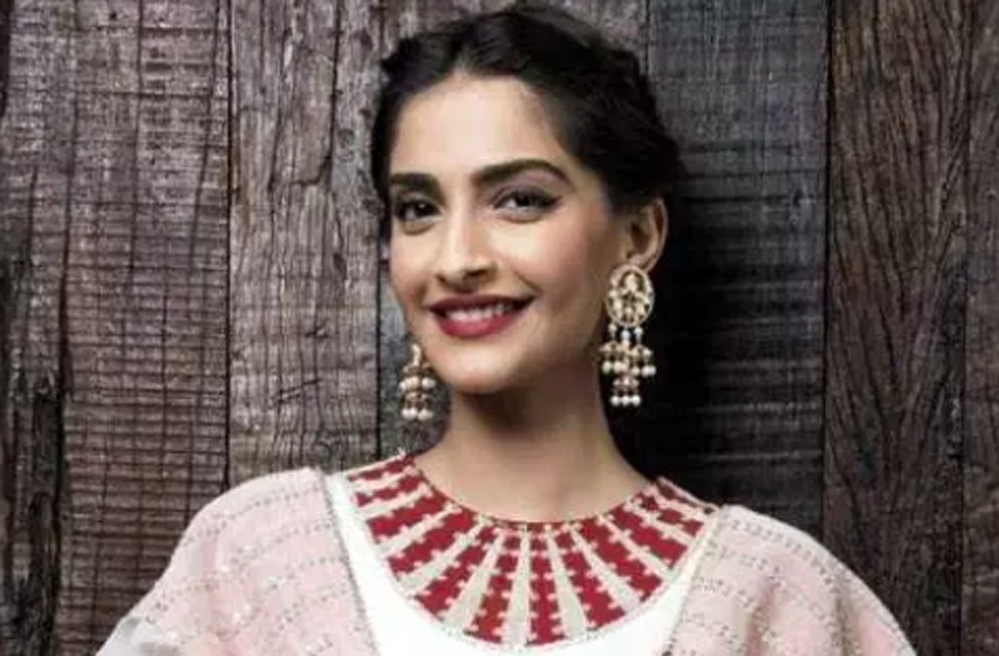 Sonam Kapoor, Influenced, Cinema, Bollywood