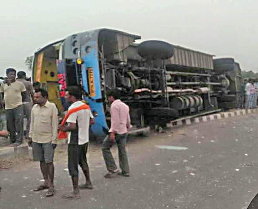 Bus, Reversed, In, UP, 17 Killed, Jaipur,