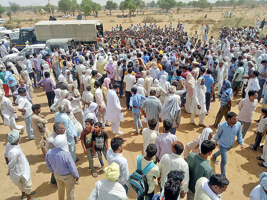 Great, Crowd, Jammu Kashmir, Rajsthan, Martyrs