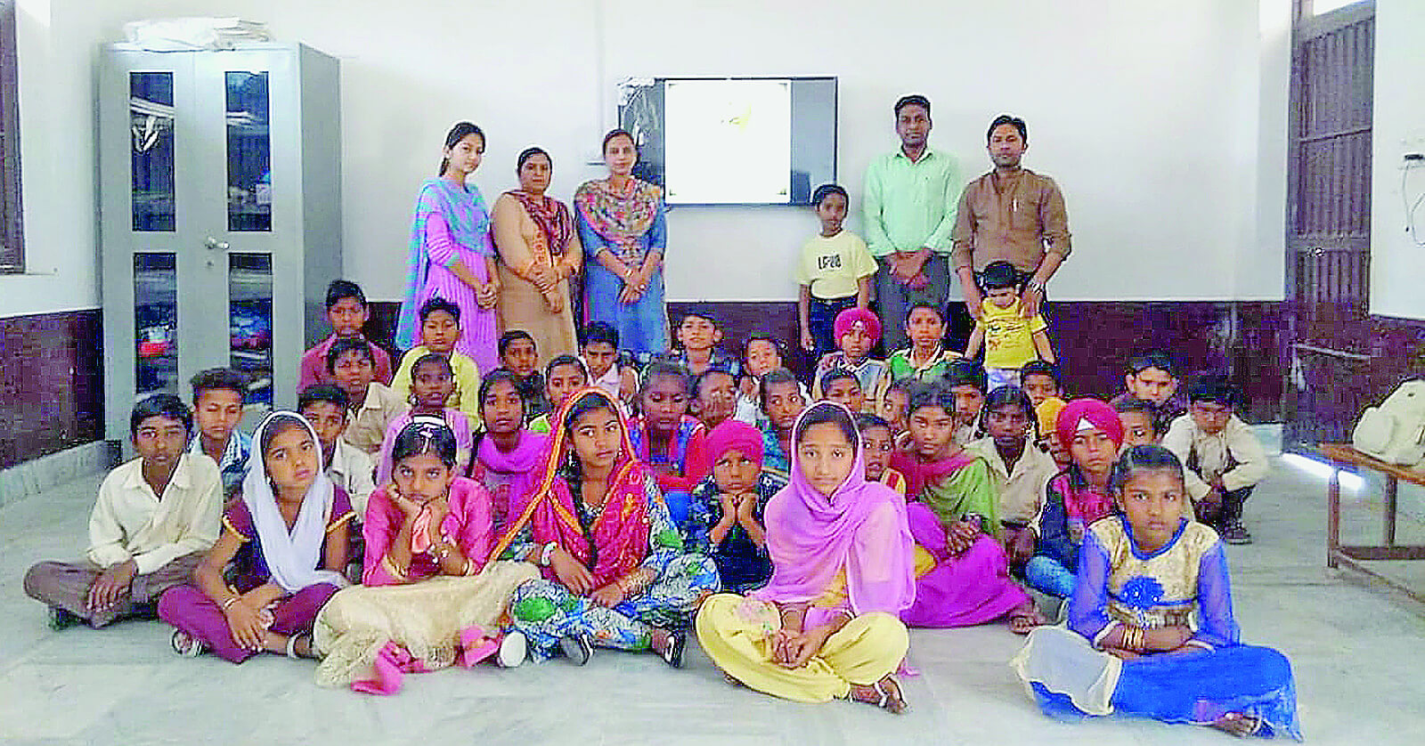 Village Midda School, Giving, Direction, Primary Education, Punjab