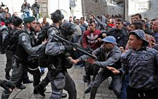 Palestine demonstrators die,200 injured