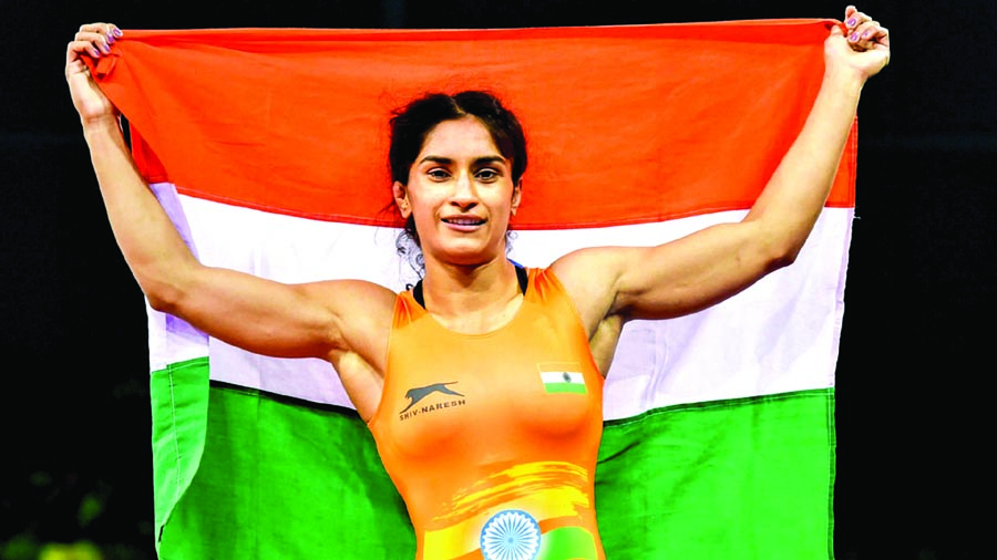 Vinesh phogat gold