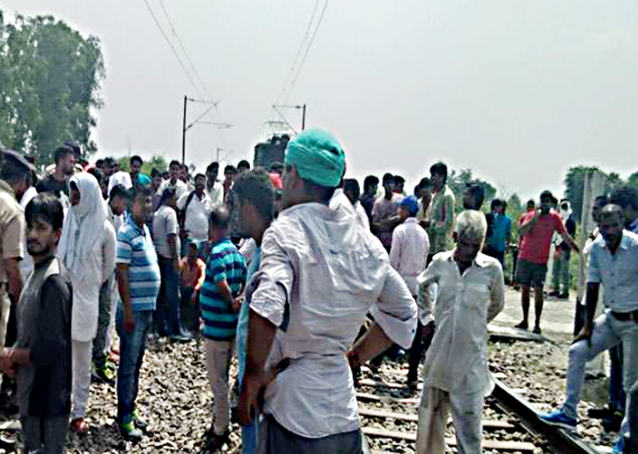 Cut Both Hands Of The Bullies In Sonepat Railwaymen
