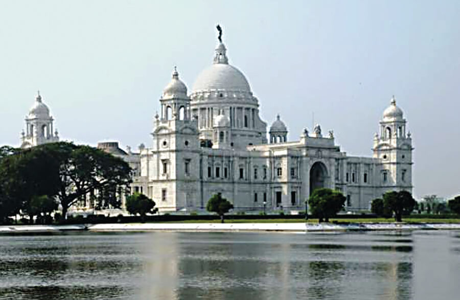 Tradition, Kolkata