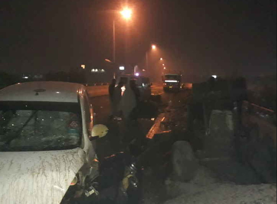 Haryana: Cars That Crumbled On The Sidewalk, Plunged 70 Feet Below The Bridge
