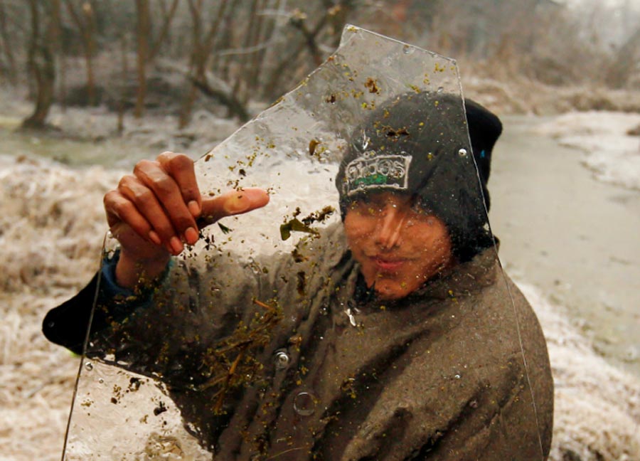 Weather Mercury At Srinagar -7.8 Degrees Celsius