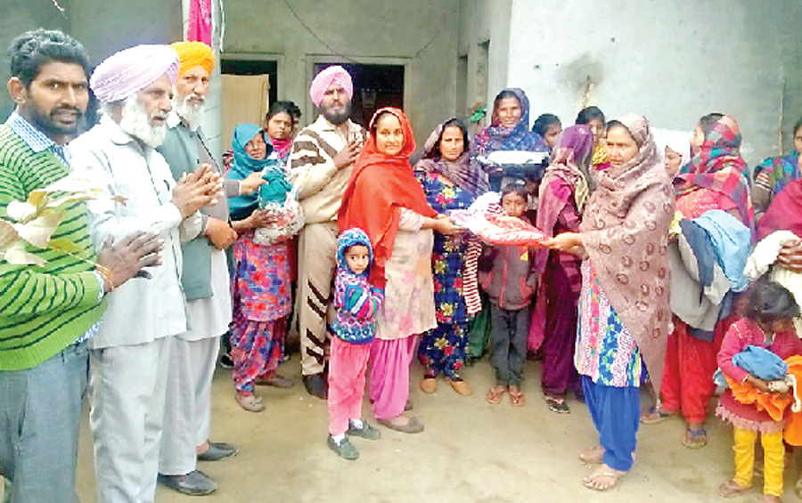 Block Batta-Dalka's distributed hot clothes needy families