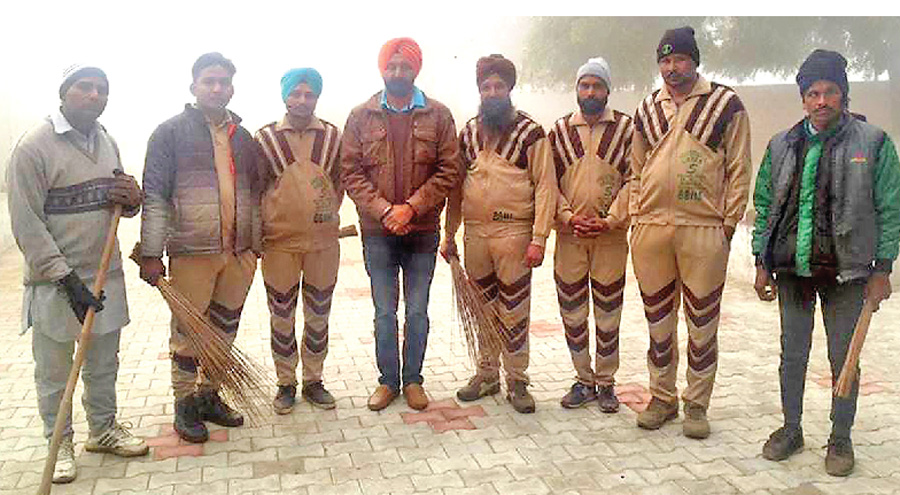 Dera Devotees Celebrate Cleanliness Campaign