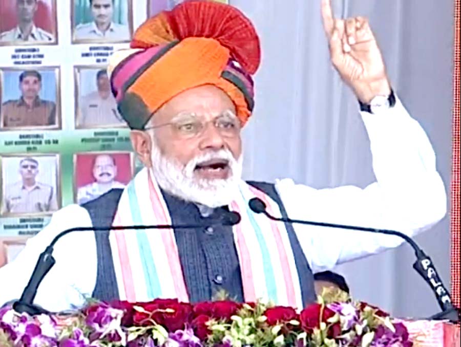 Rajasthan: Modi said - assure that the country is in safe hands