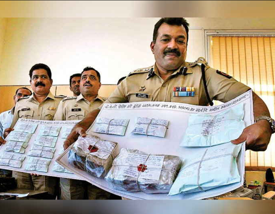 Rs 27 Crore Diamond Cheats Broker Was Arrested