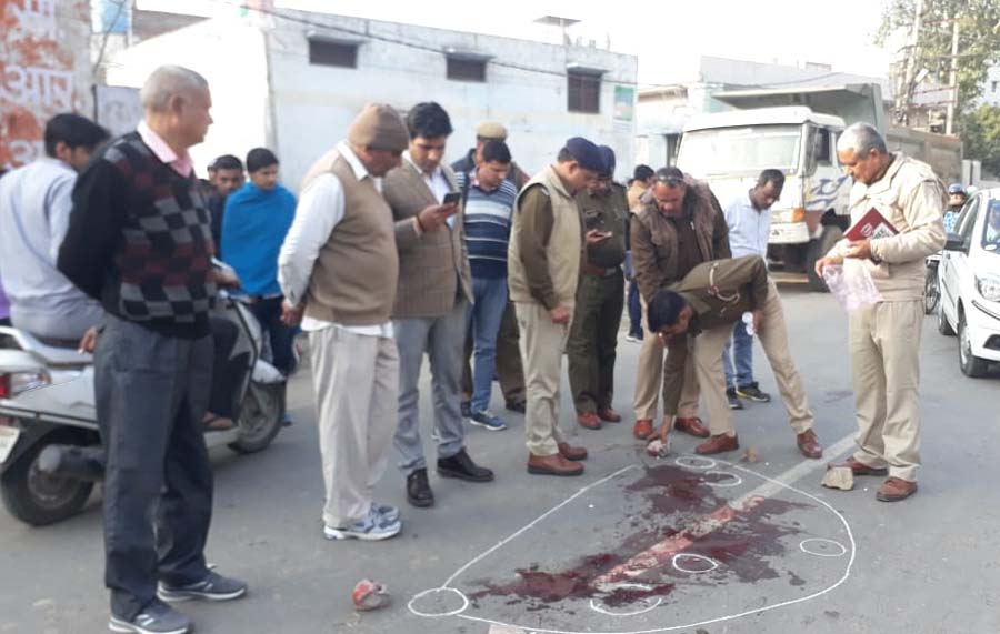 Rohtak, Two, Youths, Shot