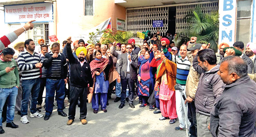 BSNL Employees, Protest against Punjab Government