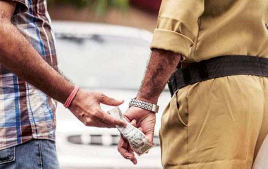 Head Constable, Arrested, Taking, Bribe