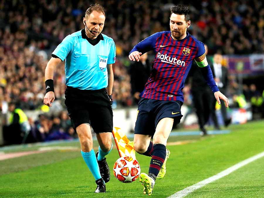 Messi 2 goals Barcelona beat Leone 5-1