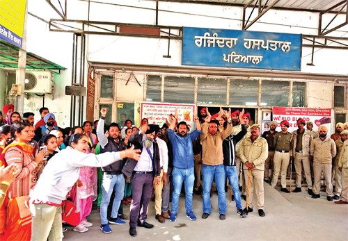 Nurses and Employees,Protested, Punjab