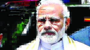Congress not only with Naxalites, but also with the breakers of the country: Modi