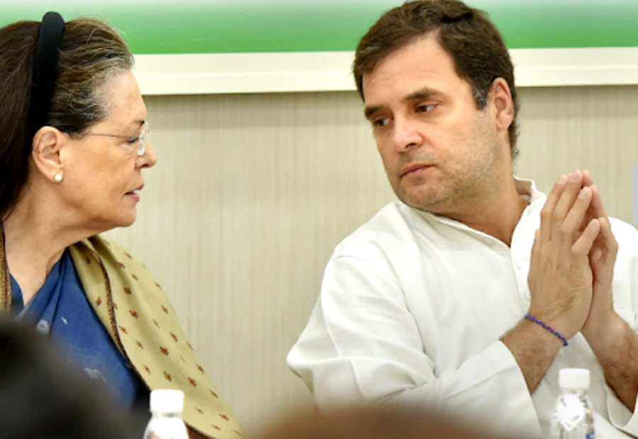 CWC meeting: Claims in reports- Rahul offered to quit Congress denies
