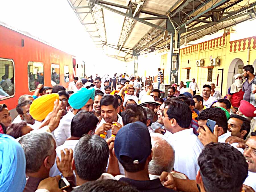 Launch of Sriganganagar-Nanded New Weekly Train