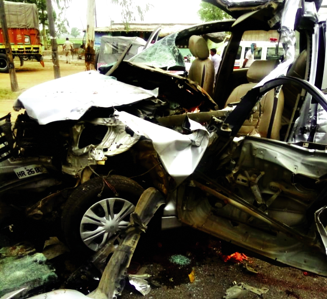 Inova killed, six killed in stand truck