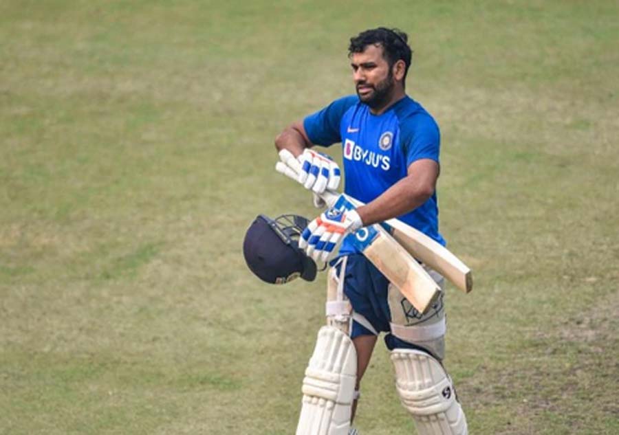 Rohit injured during practice