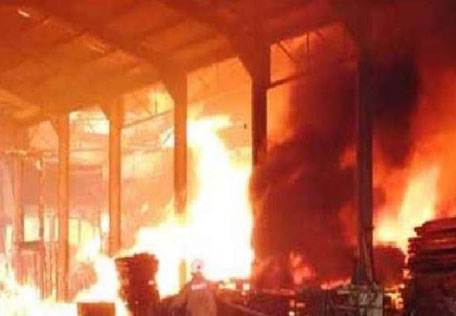 Delhi: 43 Dead As Massive Fire Breaks Out In Factory in Anaj Mandi