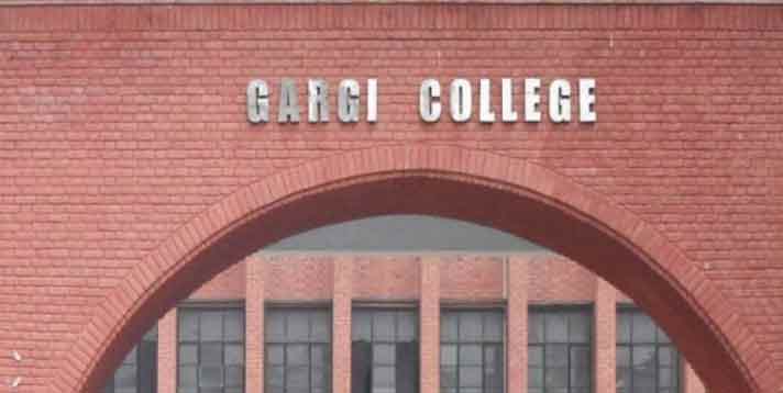 Gargi-College-Issue